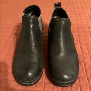 Keen Black Dress Shoe/Bootie